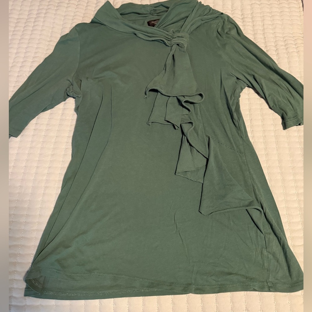 Deletta Ruffle Top Size Large